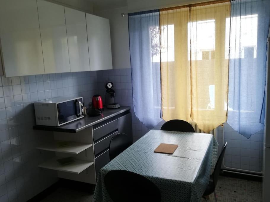 Appartement Dans Villa Pau Kültér fotó