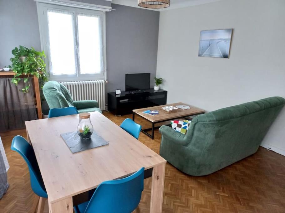 Appartement Dans Villa Pau Kültér fotó